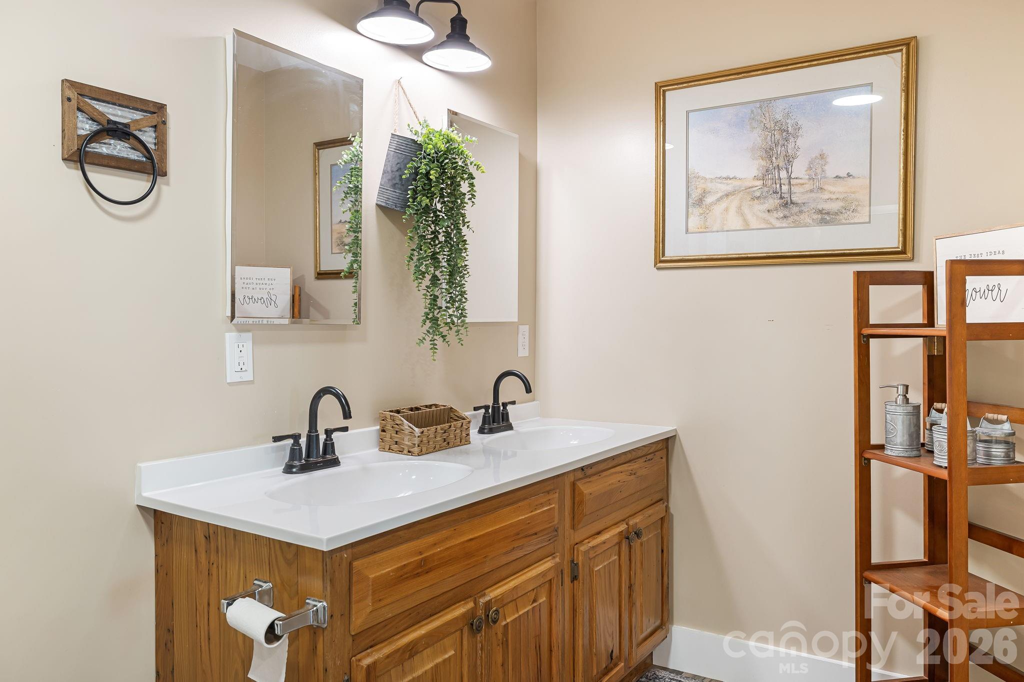 867 Indian Creek Road Burnsville NC 28714