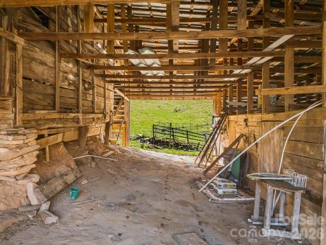 867 Indian Creek Road Burnsville NC 28714