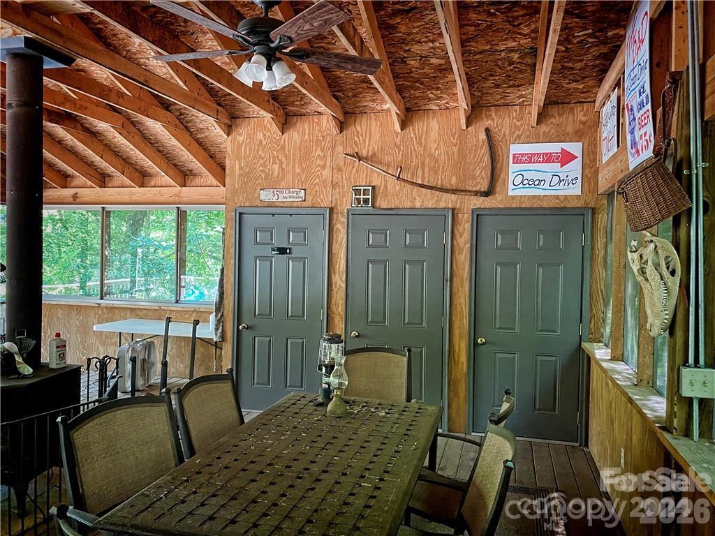 2736 White Oak Flats Road Green Mountain NC 28740