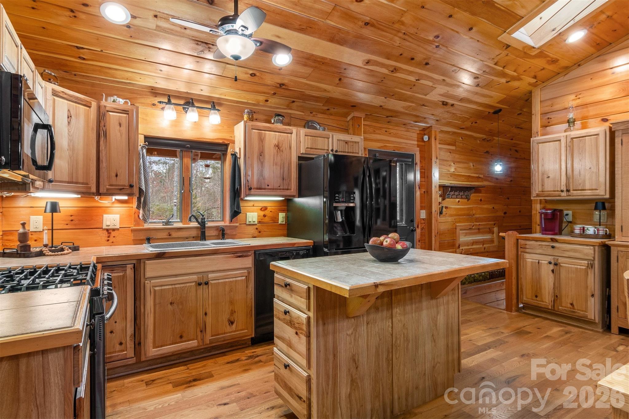 2257 Quiet Creek Lane Lenoir NC 28645