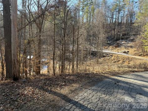 999 Echo Hill Drive Green Mountain NC 28740