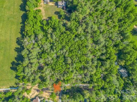 9999 Sedgewood Court Fairview NC 28730