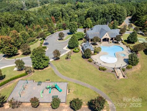 3200 Lake Pointe Drive Belmont NC 28012
