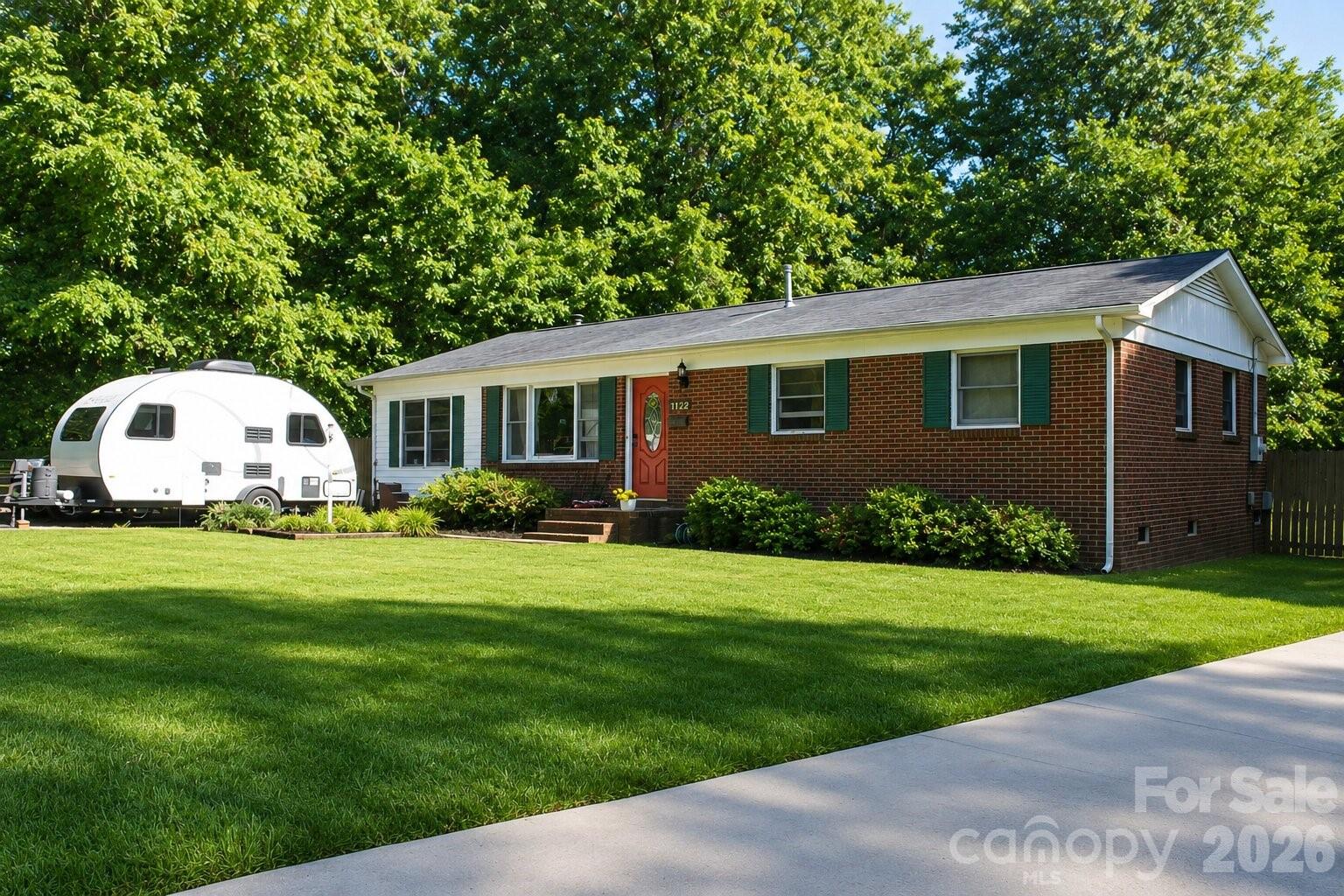 Charlotte NC, 1122 Zion Court