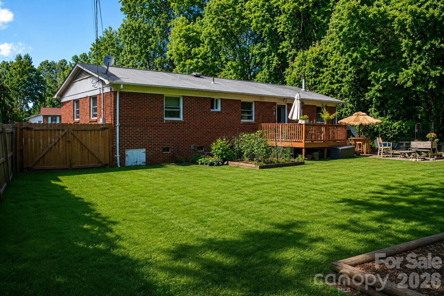 1122 Zion Court Charlotte NC 28209