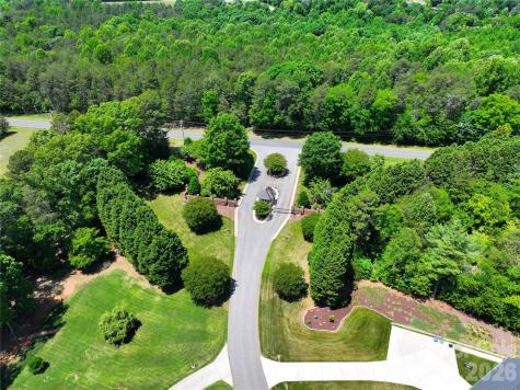 317 Broken Arrow Drive Statesville NC 28677