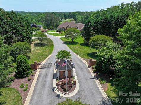 317 Broken Arrow Drive Statesville NC 28677