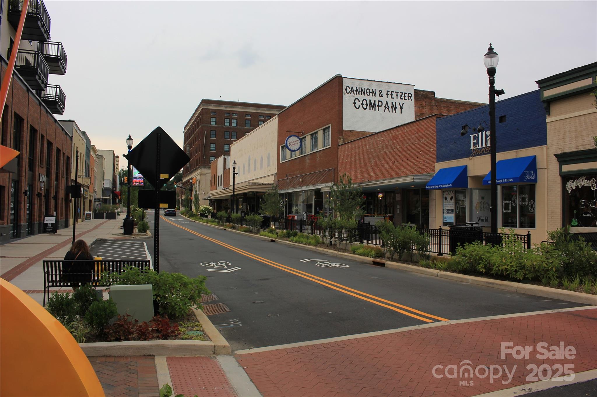 569 Union Street S Concord NC 28025