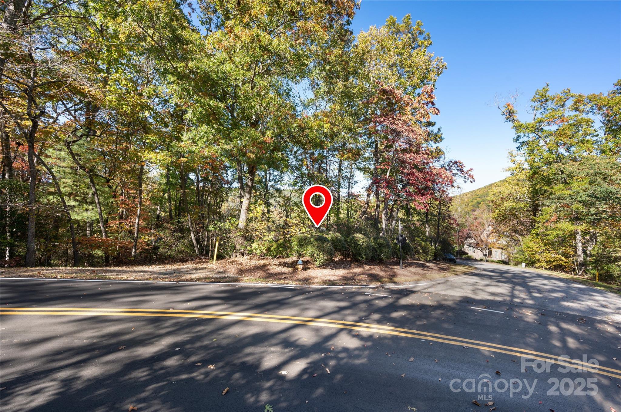 2002 Song Breeze Trail Arden NC 28704