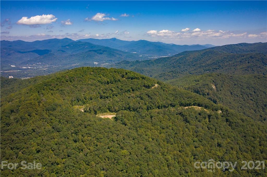 516 Southcliff Parkway Fairview NC 28730