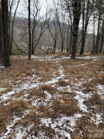 000 Valley Green Drive Penrose NC 28768