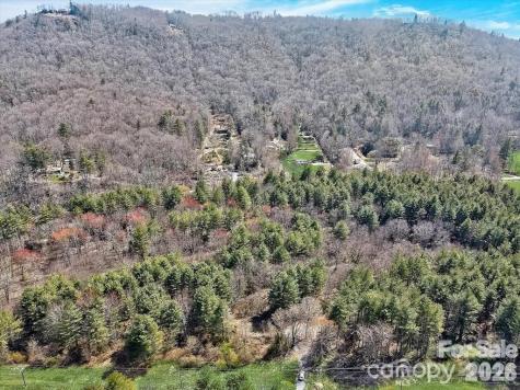 000 Valley Green Drive Penrose NC 28768