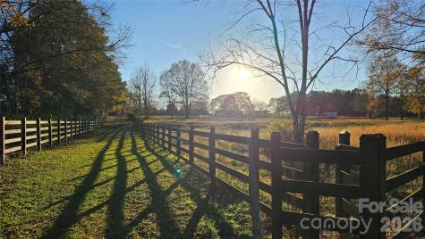 868 Bellegray Road Clover SC 29710