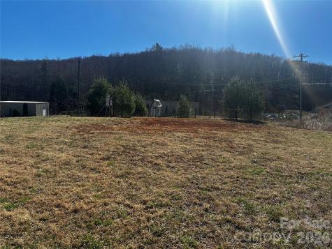 400 Old Dale Road Spruce Pine NC 28777