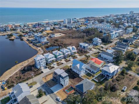 602 Third Street S Carolina Beach NC 28428