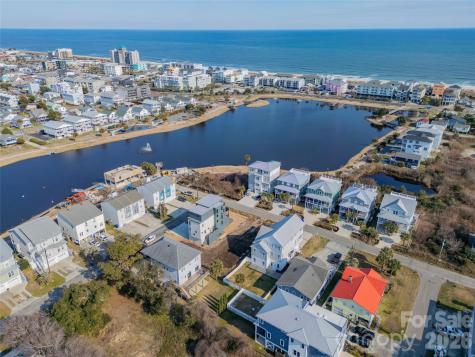 602 Third Street S Carolina Beach NC 28428