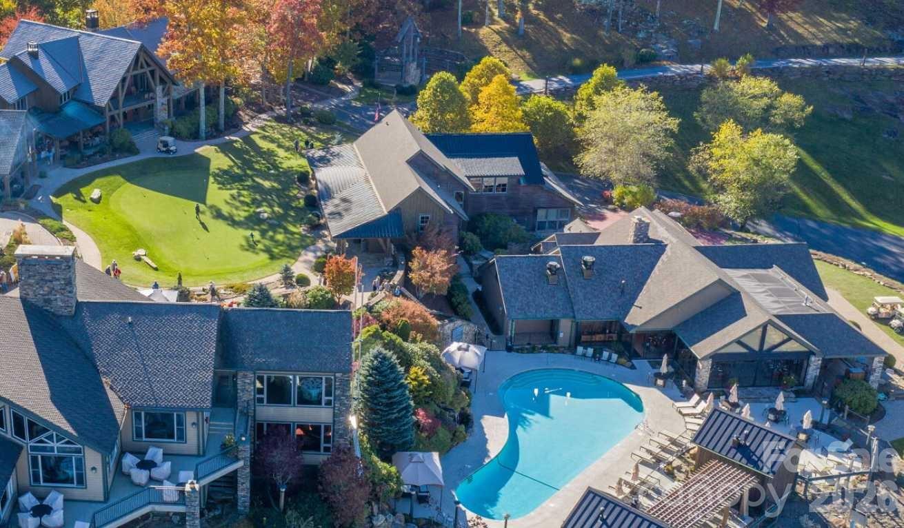 104 Smokehouse Way Burnsville NC 28714