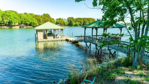 2471 Camelia Pointe Drive Sherrills Ford NC 28673