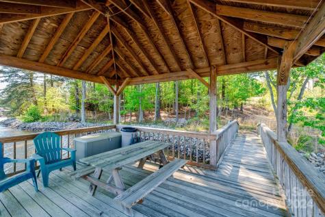 2471 Camelia Pointe Drive Sherrills Ford NC 28673