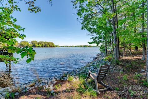 2471 Camelia Pointe Drive Sherrills Ford NC 28673