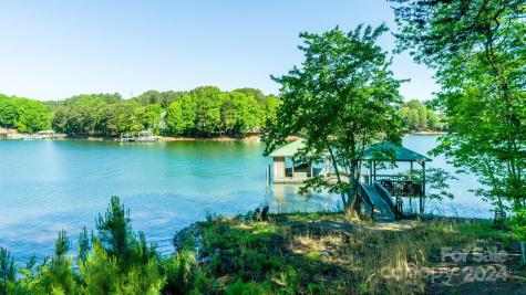 2471 Camelia Pointe Drive Sherrills Ford NC 28673