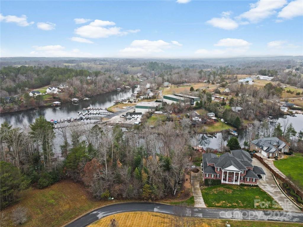 100 Old Ferry Lane Hickory NC 28601