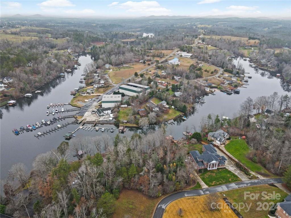 100 Old Ferry Lane Hickory NC 28601