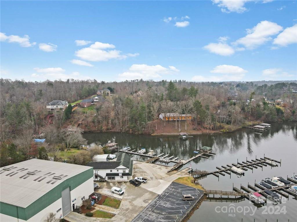 100 Old Ferry Lane Hickory NC 28601