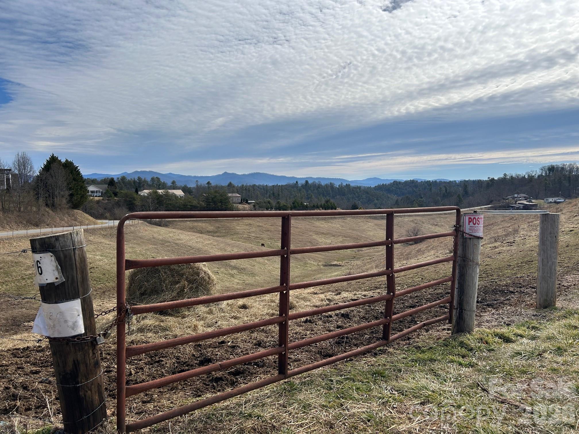 2776 Bend Of Ivy Road Marshall NC 28753