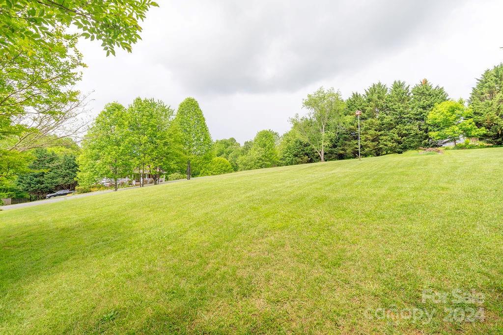 34 Candy Tuft Lane Weaverville NC 28787