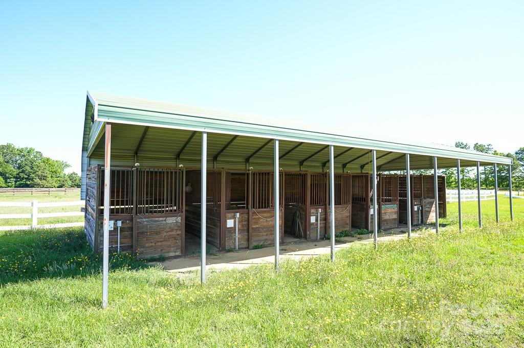 9167 Hasty Road Laurinburg NC 28352
