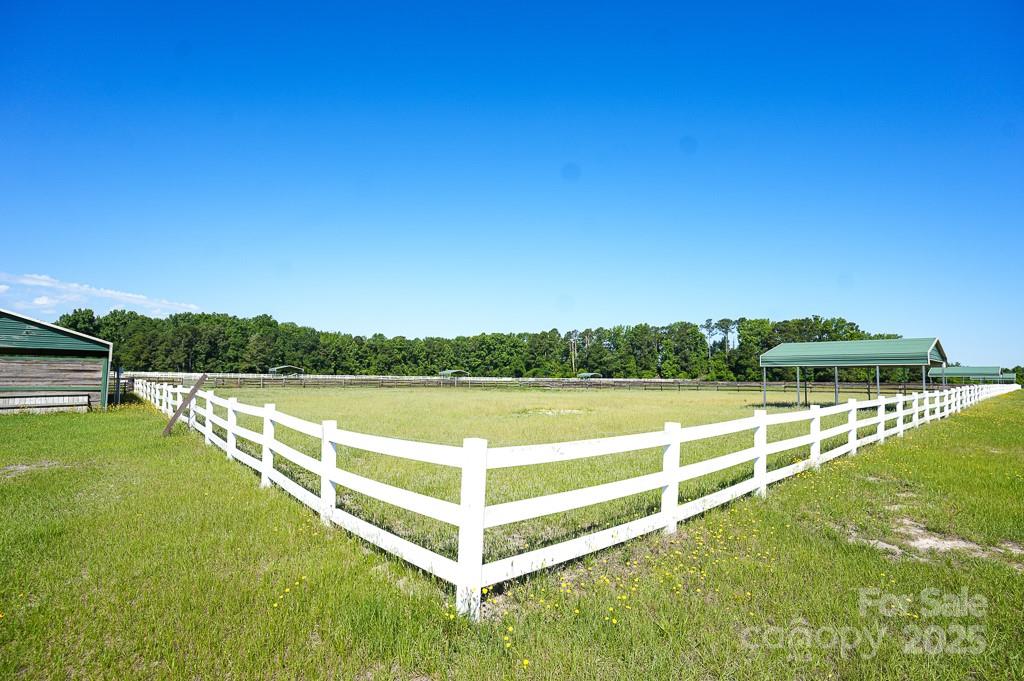 9167 Hasty Road Laurinburg NC 28352