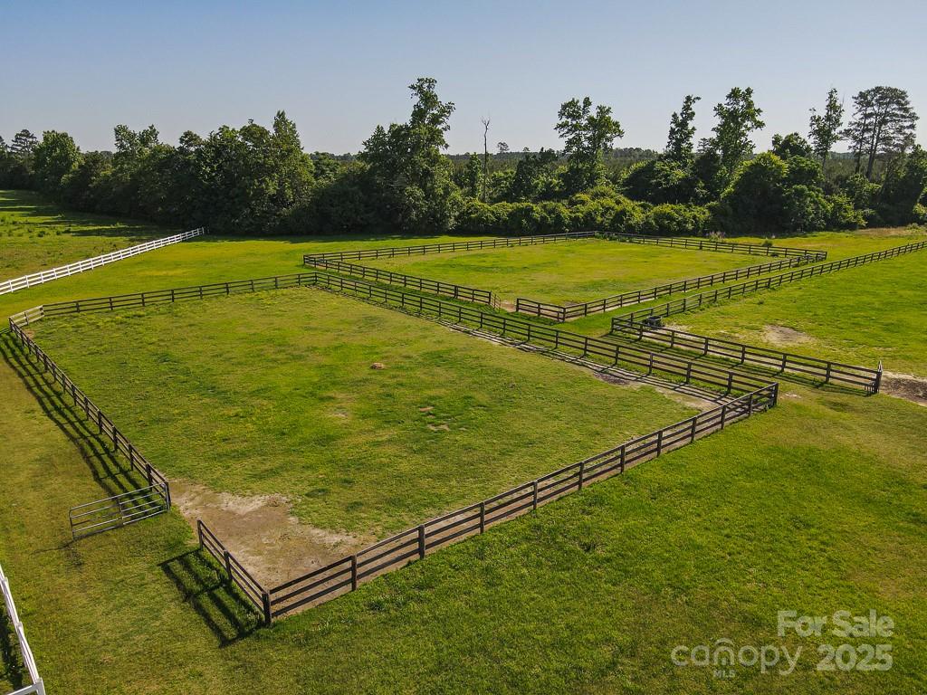 9167 Hasty Road Laurinburg NC 28352