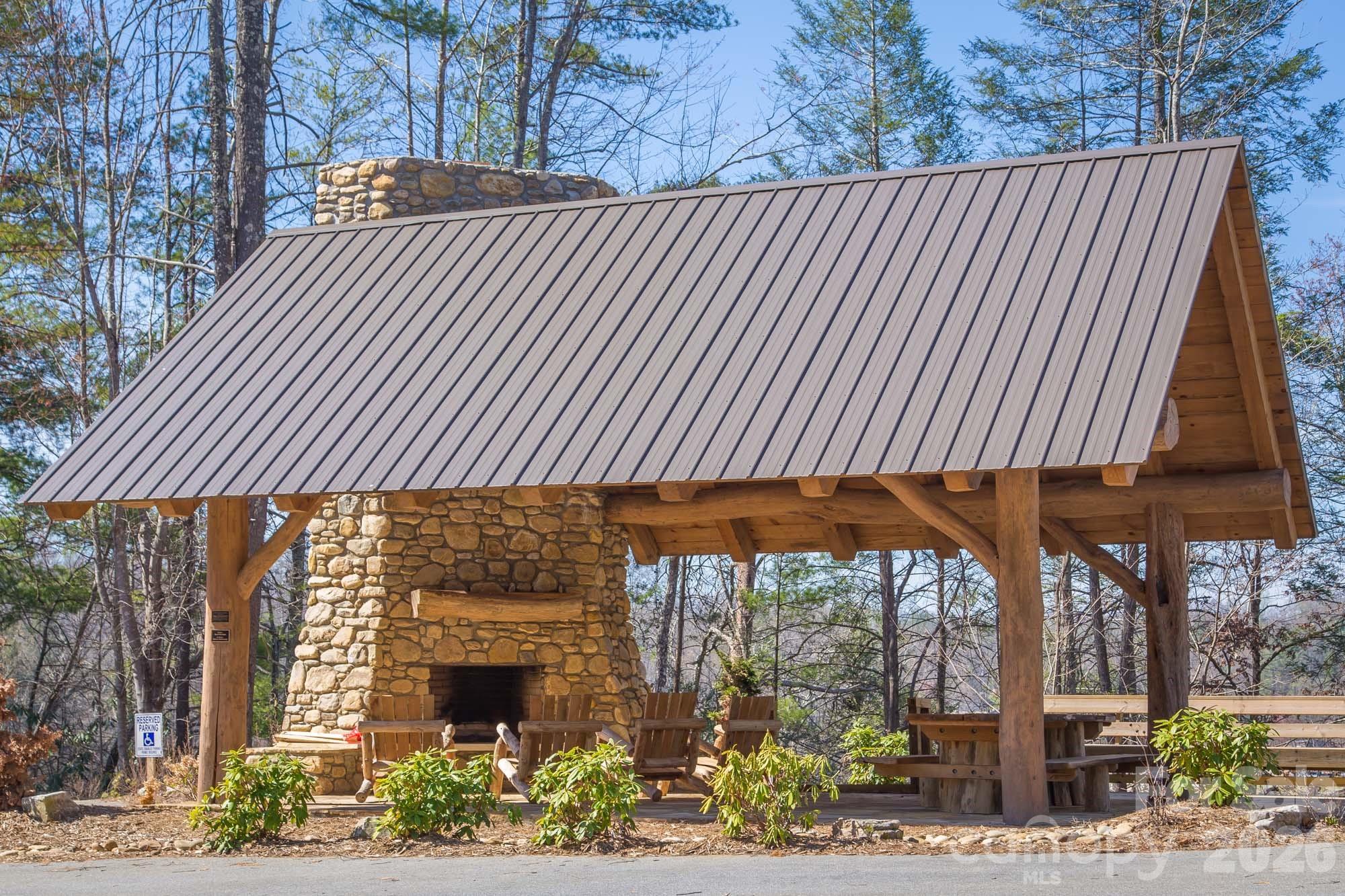 1061 Harborside Drive Nebo NC 28761