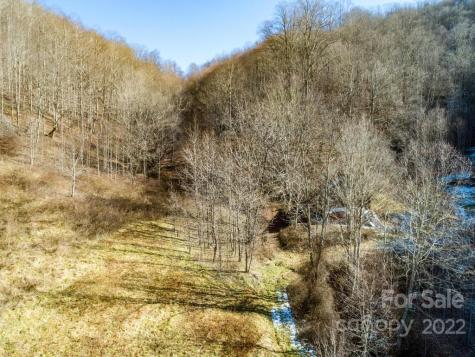 1520 Roaring Fork Road Mars Hill NC 28754