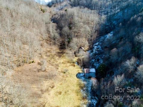 1520 Roaring Fork Road Mars Hill NC 28754