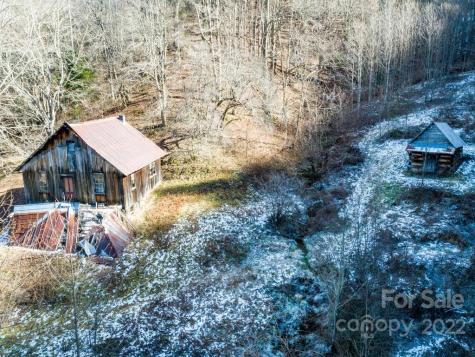 1520 Roaring Fork Road Mars Hill NC 28754
