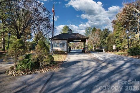 9999 Walnut Drive Mills River NC 28759
