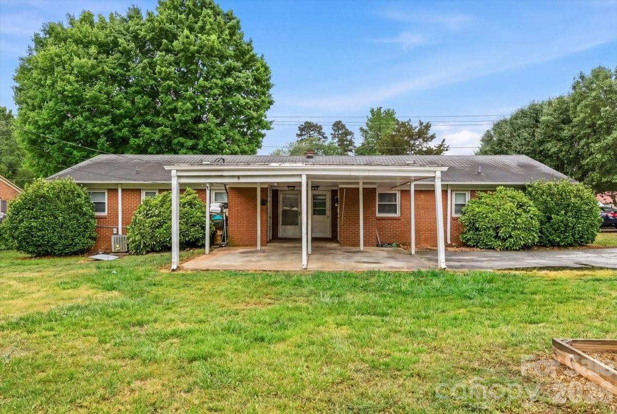 1204 W Fifth Avenue Lexington NC 27295