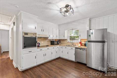 1204 W Fifth Avenue Lexington NC 27295