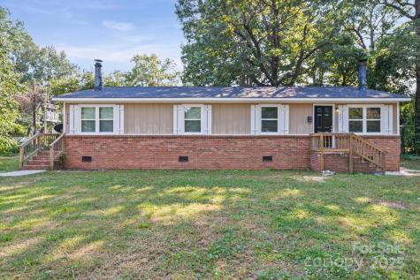 4339 N Sharon Amity Road Charlotte NC 28205