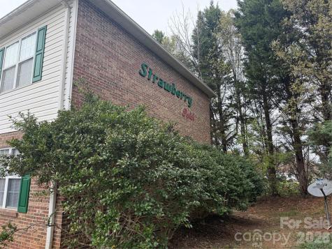 1310 And 1323 14th Street Drive NE Hickory NC 28601
