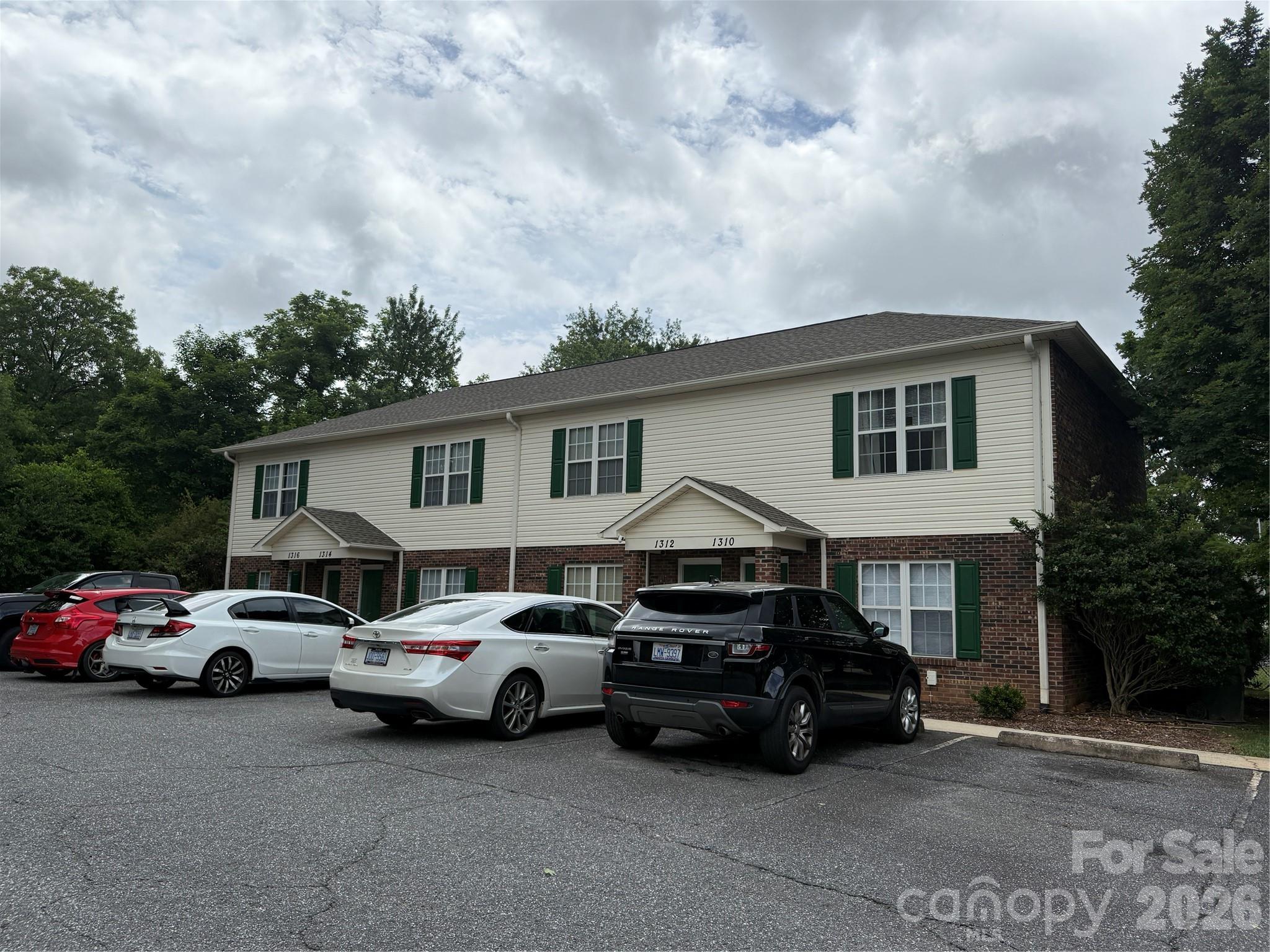 1310 And 1323 14th Street Drive NE Hickory NC 28601