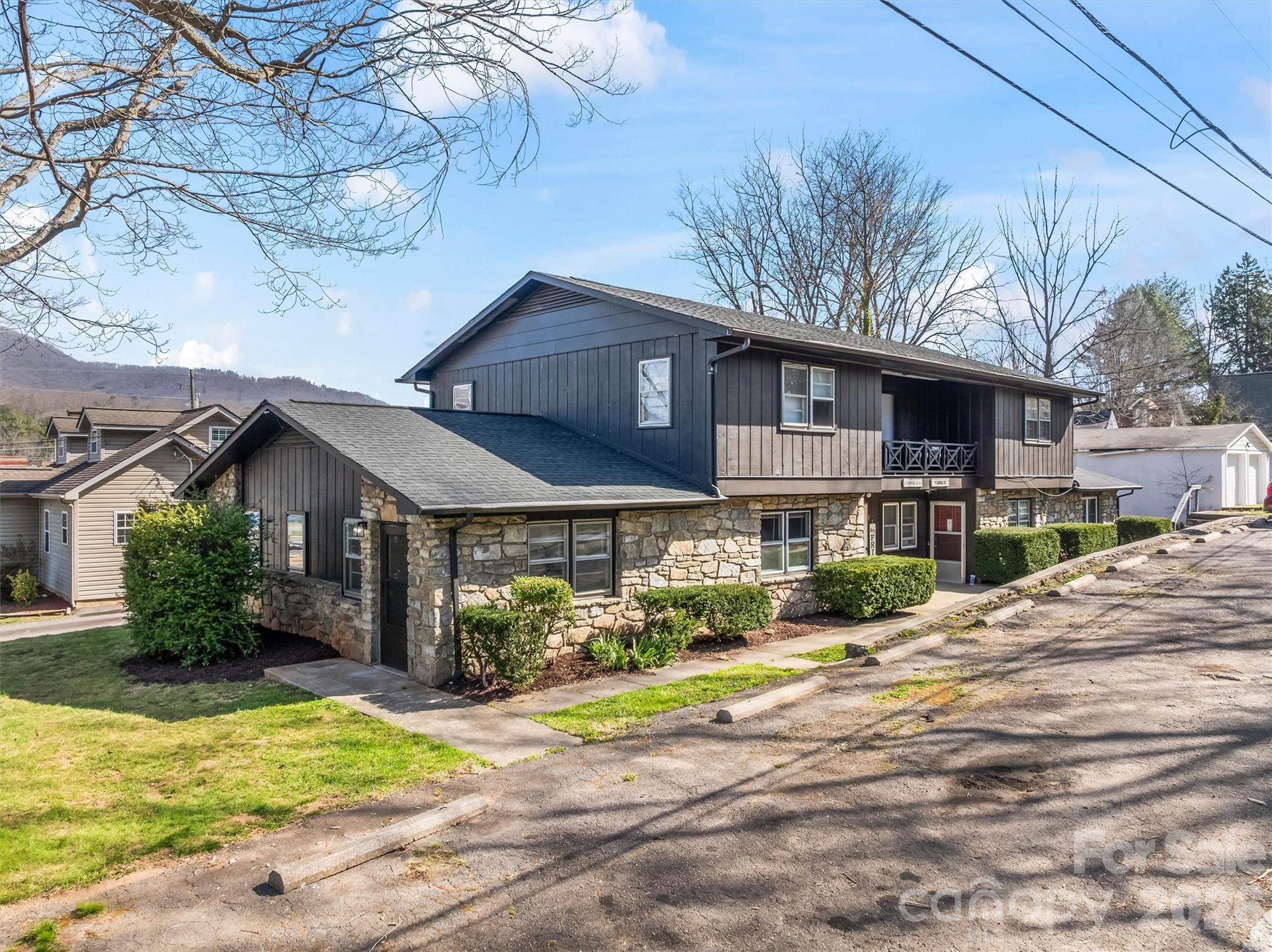 71 Maple Street Clyde NC 28721