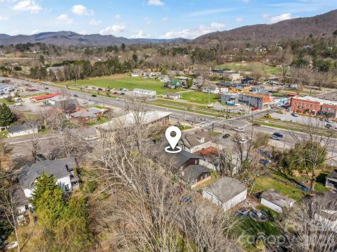 71 Maple Street Clyde NC 28721