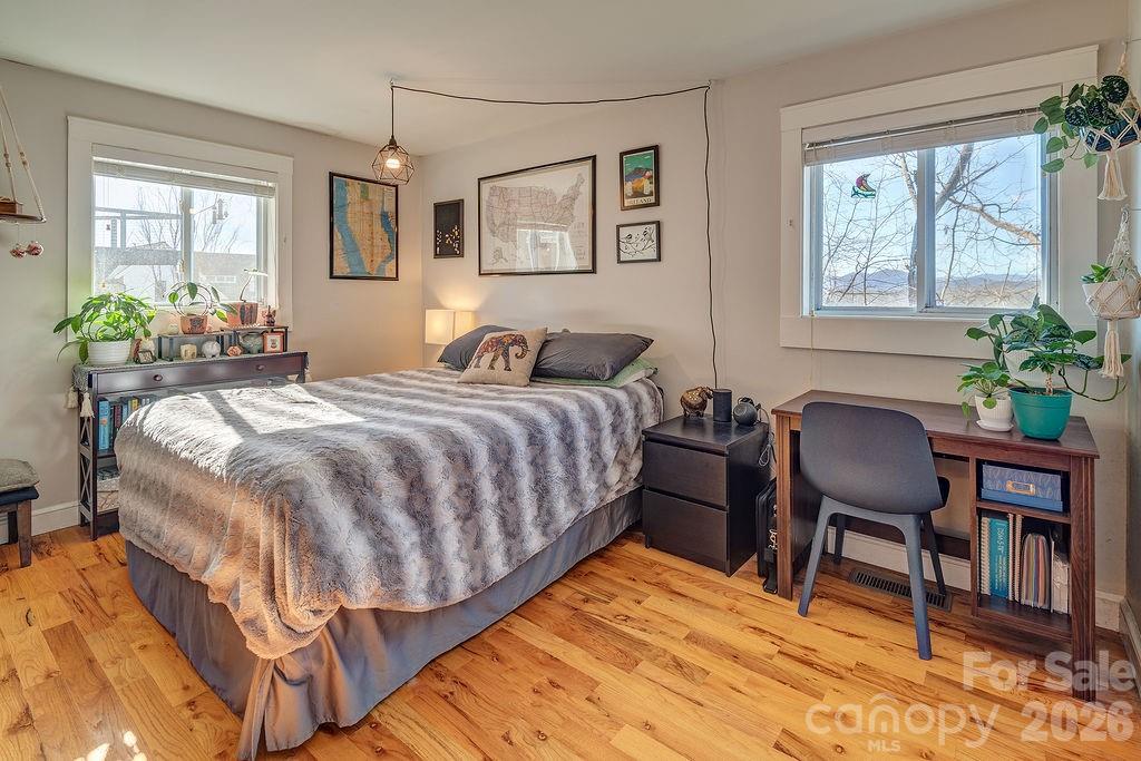 54 N Liberty Street Asheville NC 28801