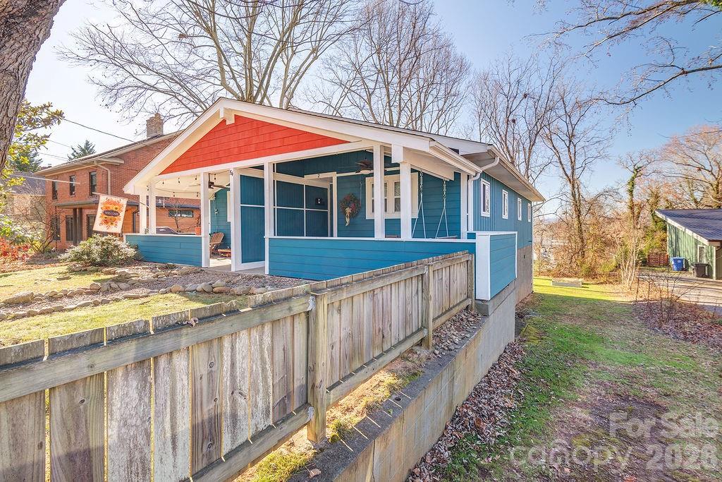 54 N Liberty Street Asheville NC 28801