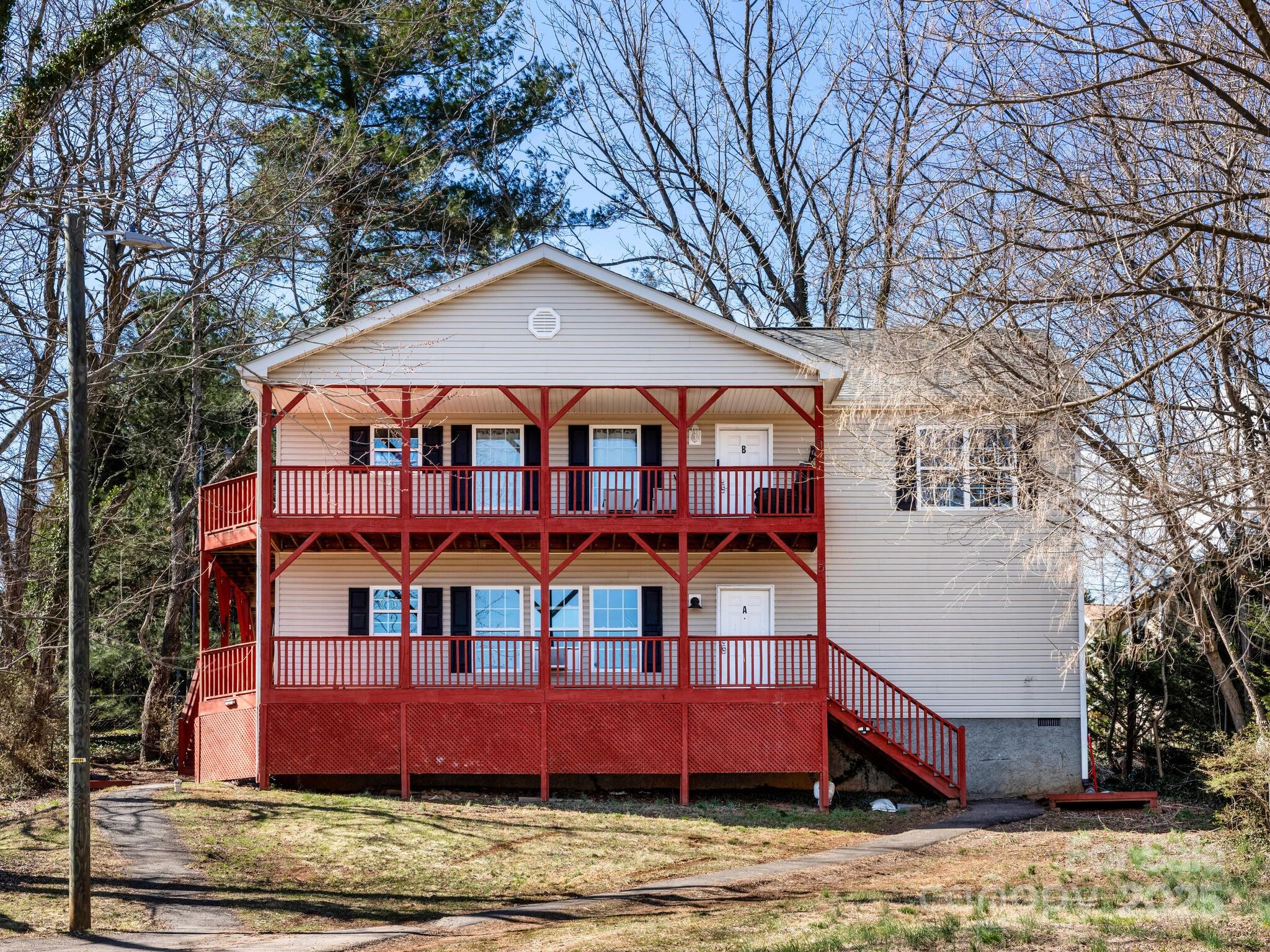 5 Sterling Roberts Way Asheville NC 28801