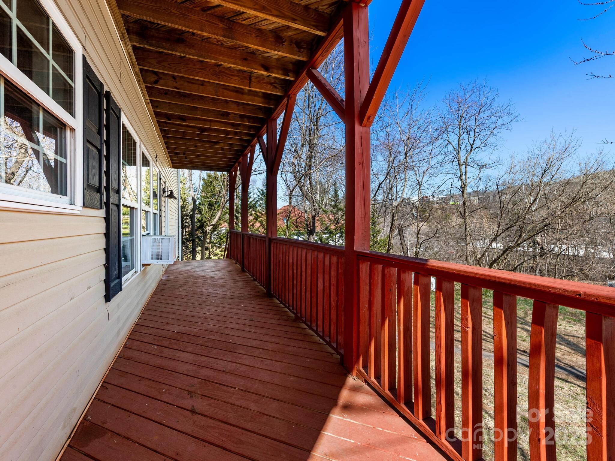 5 Sterling Roberts Way Asheville NC 28801