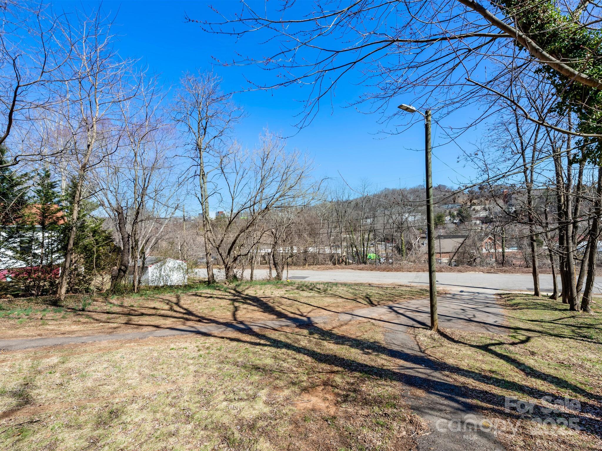 5 Sterling Roberts Way Asheville NC 28801